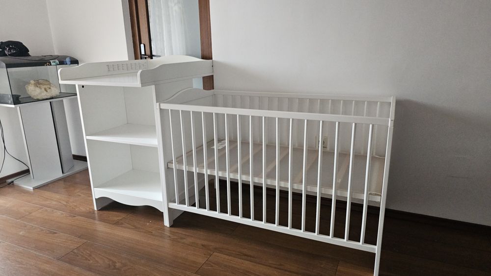 Set pătuț bebe + masă înfășat Smagora Ikea