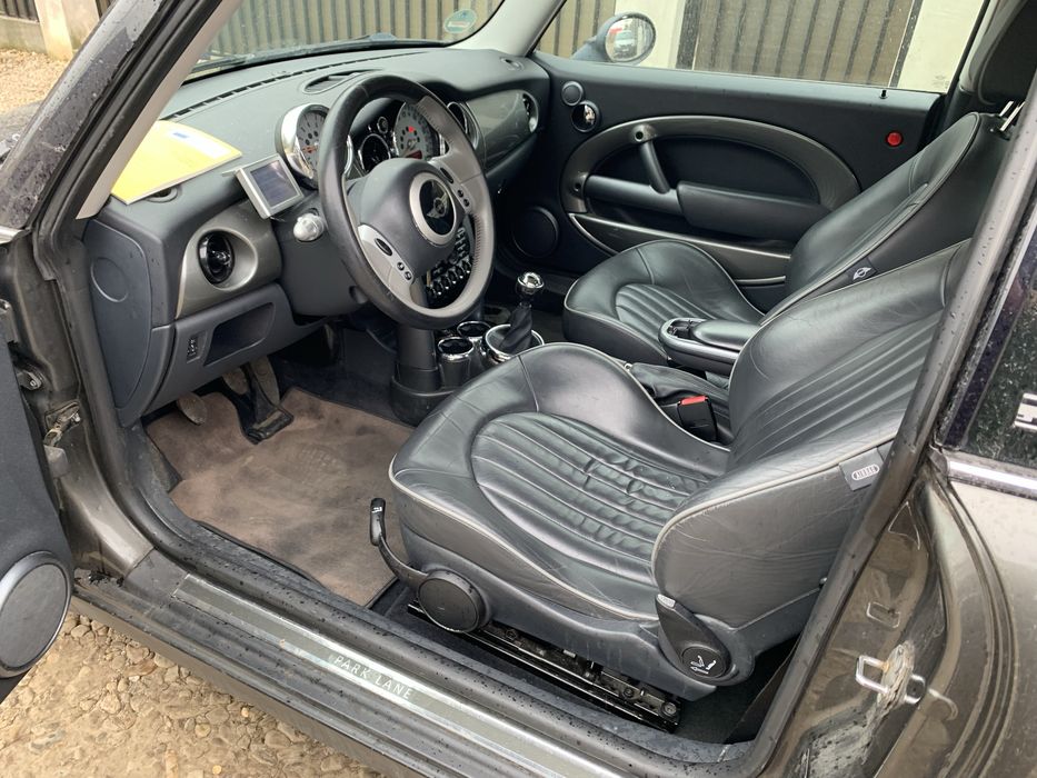 Bara fata capota usi interior Mini R50 park lane