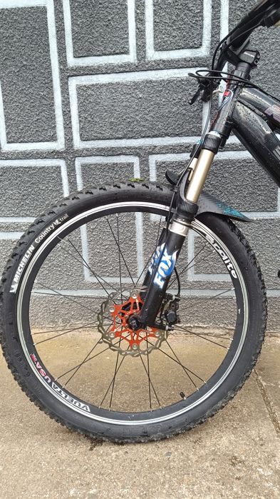 Bicicleta MTB KTM full