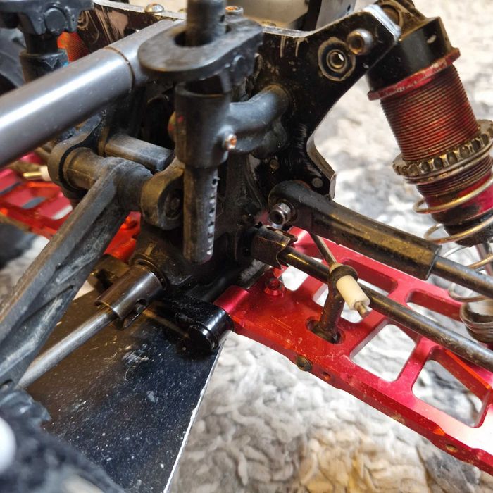 Arrma Talion 6S метални дифове и много резервни части