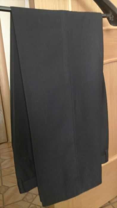 Брюки на подростка темно-синие