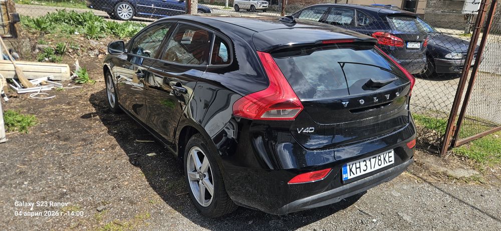 Volvo v40 1.6d2 2015 на части