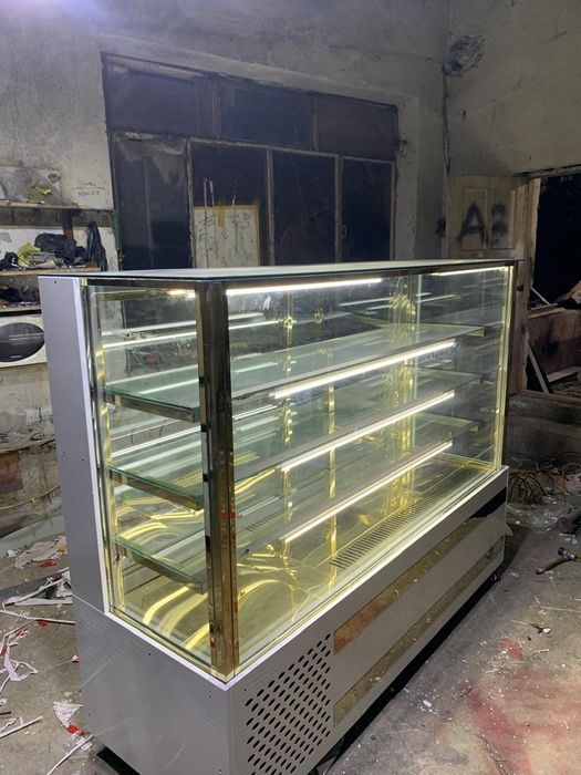 Холодильник витрина