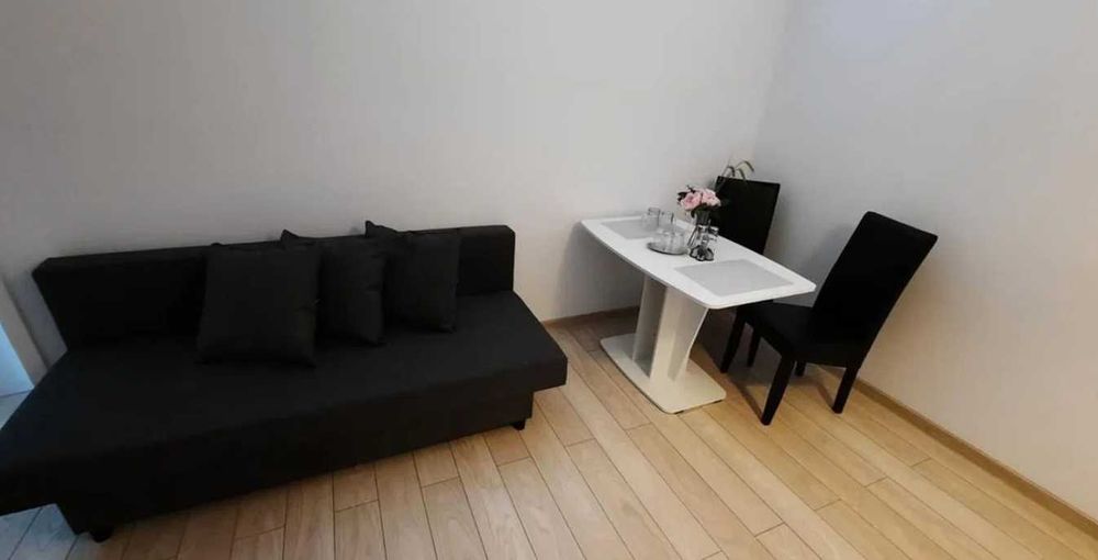 Дава се под наем Едностаен апартамент в Пловдив, Въстанически - 35 кв.м за 153 € - Снимка #1