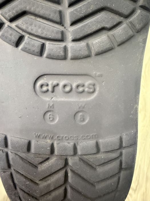 Продам crocs оригинал