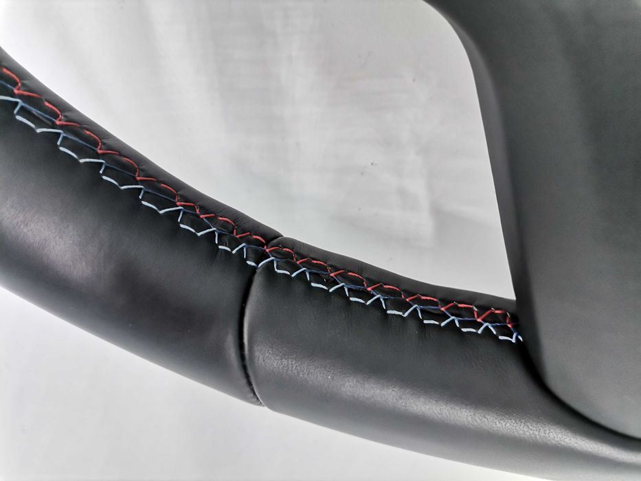 M Sport Черен Спортен Волан BMW X5M X6M M5 F90 M8 F91 F92 F93 F95 F96