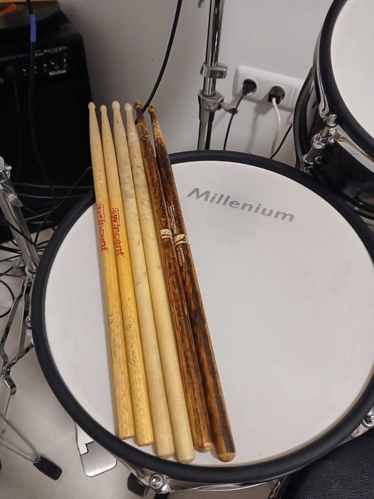 Барабани Електронни  Millenium MPS-1000 E-Drum Monitor Bundle