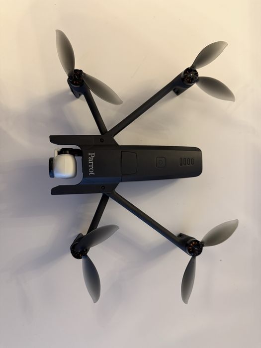 Drona PARROT ANAFI noua, neutilizata