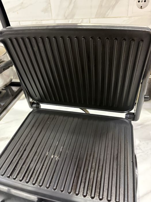 Продам грильницу