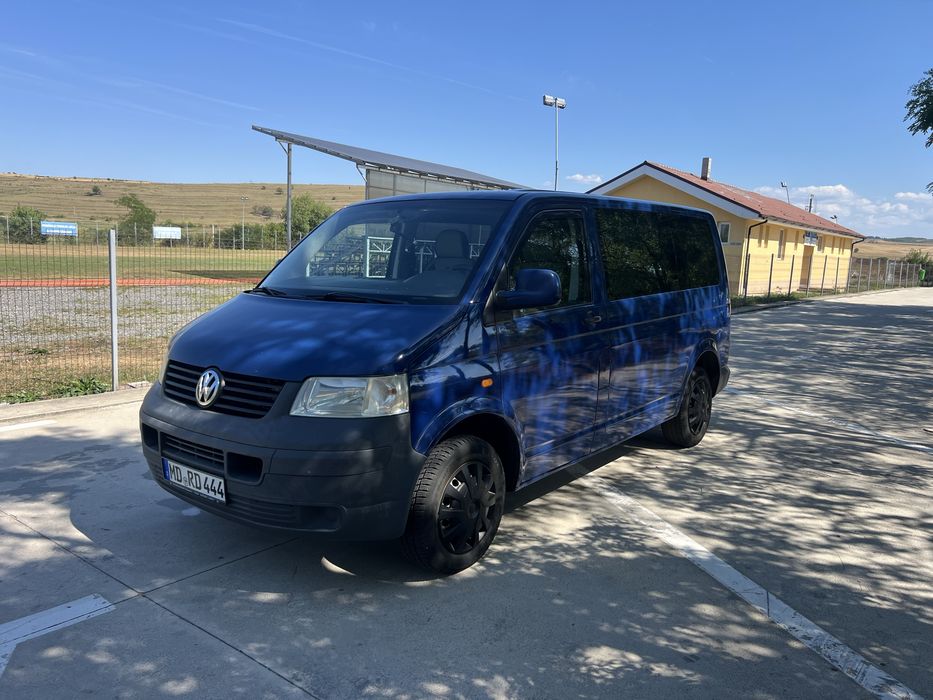 Volkswagen Transporter 8 locuri 1.9tdi 2007