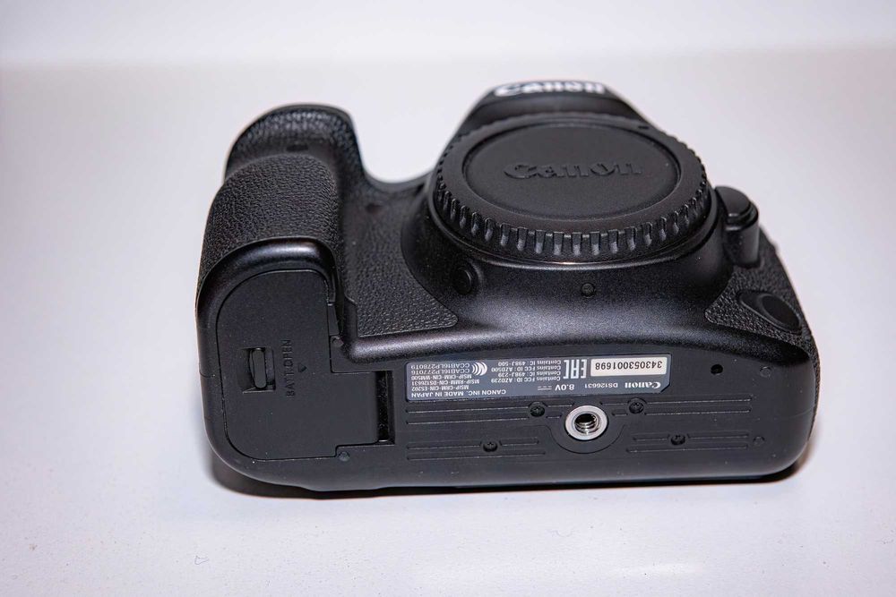 CANON EOS 6D mark II Перфектен