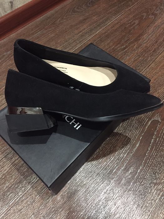 Продам туфли-лодочки