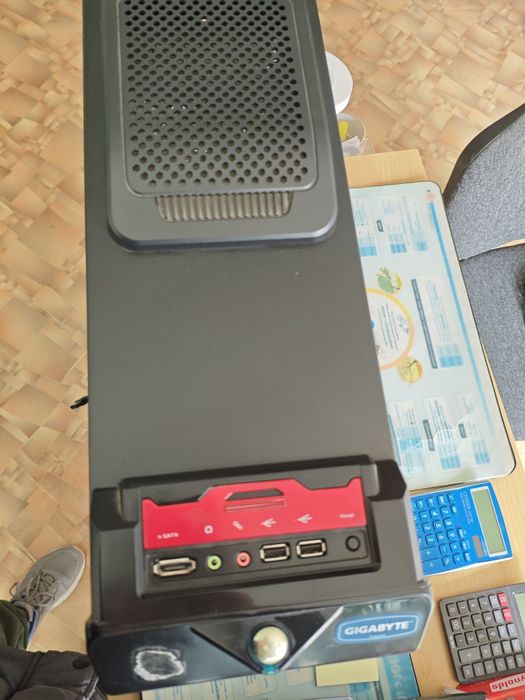 Настолен компютър