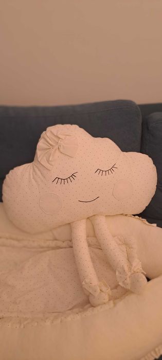 Двулицево бебешко гнездо