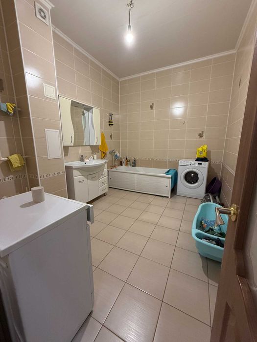 Продам 2х комн кв Батыс ЖК Толерис