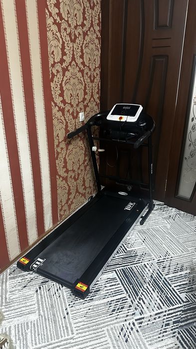 Продается беговая дорожка