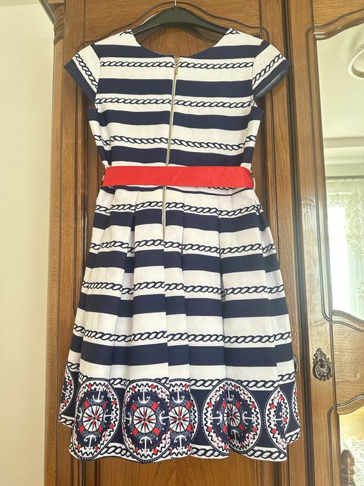 Rochita eleganta fete