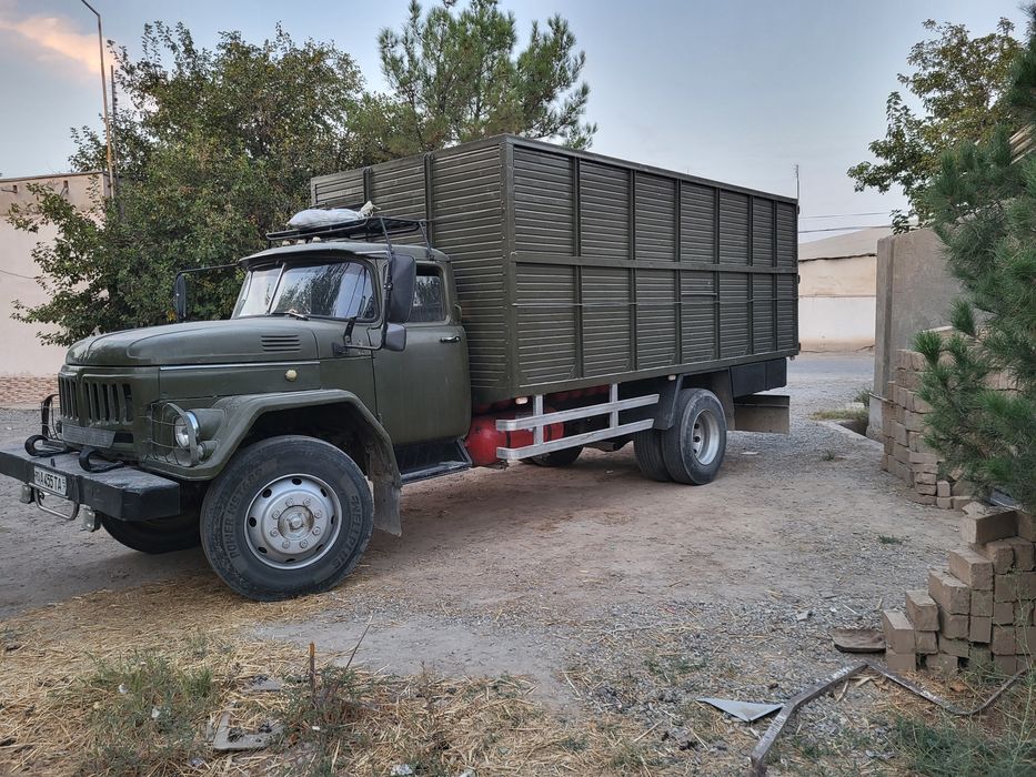 Зил сотилади.1989 йил