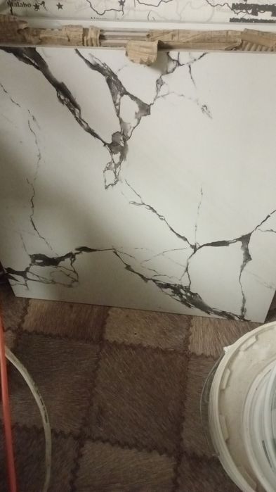 Продам керамогранит 60*60