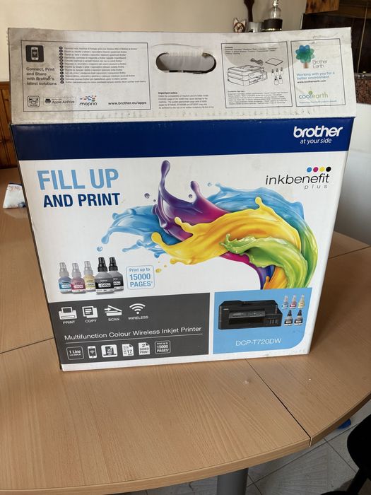 Продавам Принтер Brother DC T720DW Без забележки и с пълни консумативи