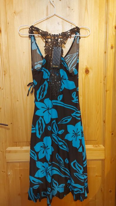 Lot 44 rochii noi cu eticheta