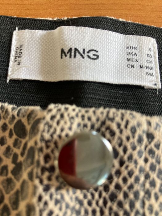 Pantaloni Mango leopard print, marimea S