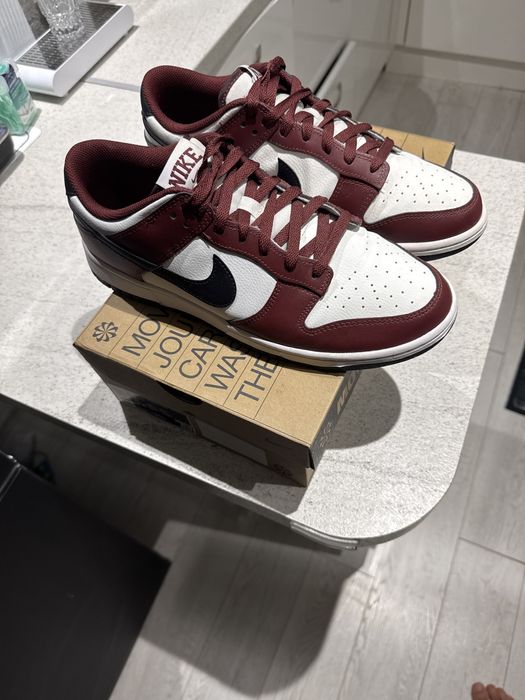 Nike dunk low-тъмночервено и бяло