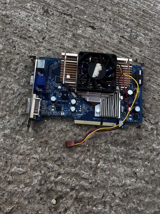 Placa video plus rami