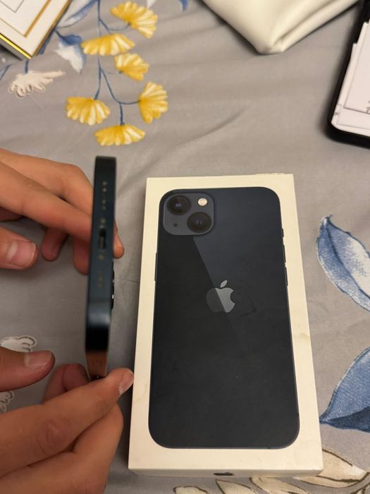 iPhone 13 Black, без царапин, идеал