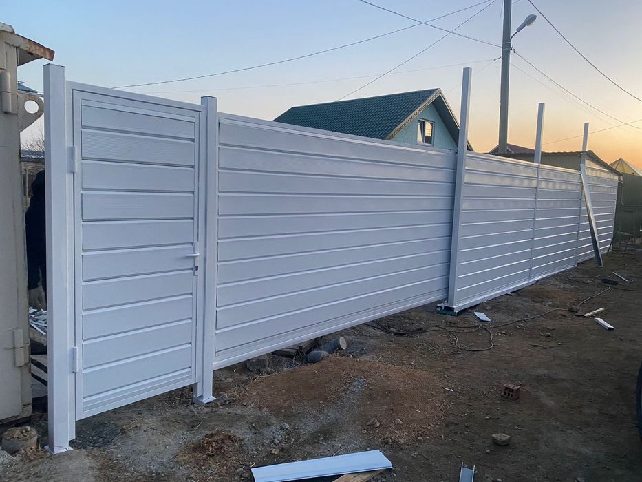 Откатные ворота, заборы, ограждения