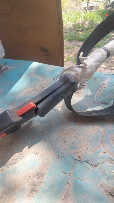 Триммер бензиновый