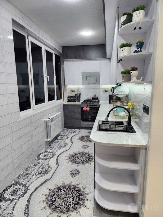 Продаётся квартира 3/1/5 Гулзар (Gulzor)