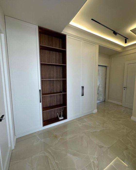 Shkaf, prixojka kravat