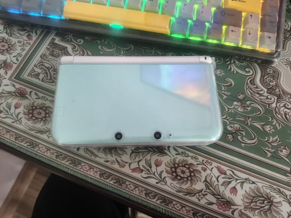 Nintendo 3ds xl mint