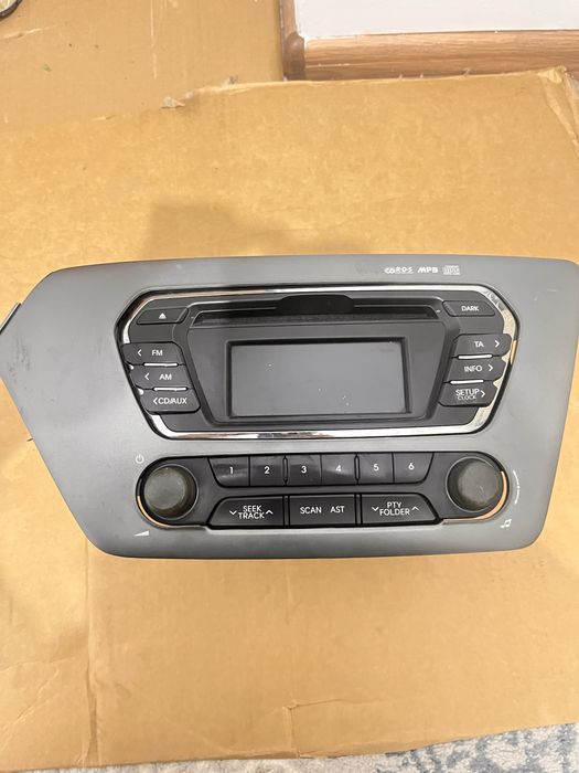 штатный магнитофон