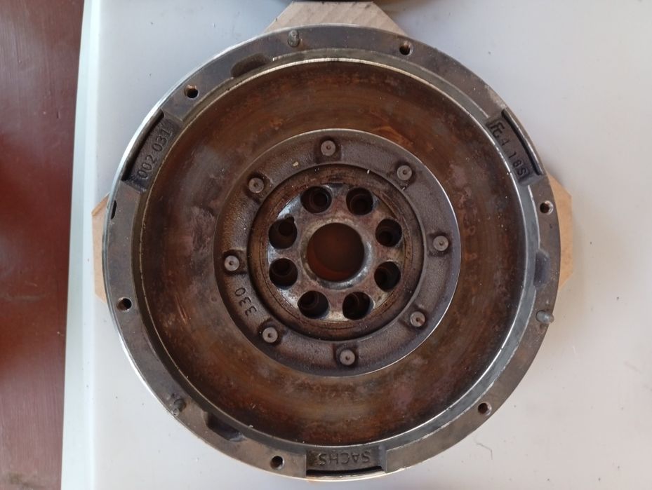 Vand voltanta și ambreaj Peugeot 407