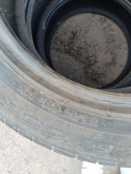 Продаю шины на Лада гранта