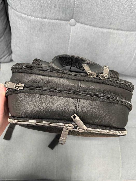 Кожаный рюкзак Samsonite