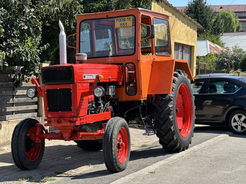 De vanzare Tractor UTB 650