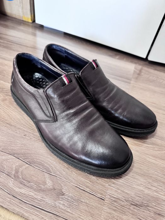 Продам мужские обуви