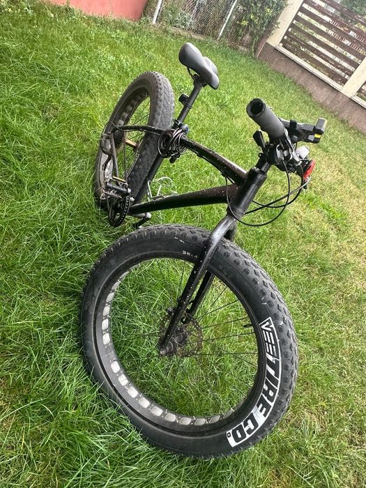 Bicicletă fat bike