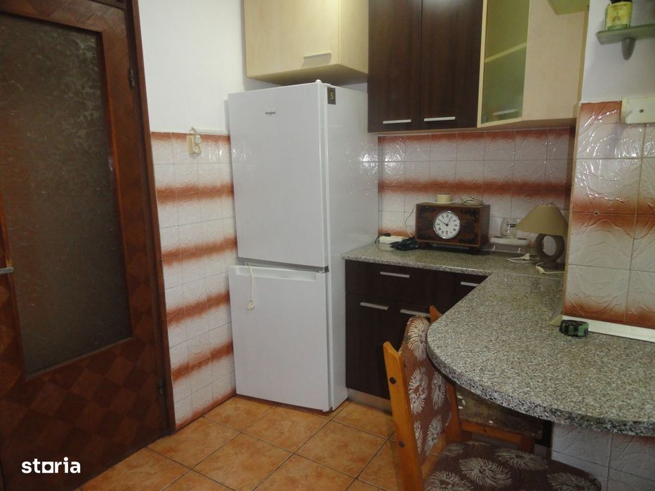 Apartament 4 camere, 2 bai. 2 balcoane, etaj 3 Micalaca - Miorita 93mp