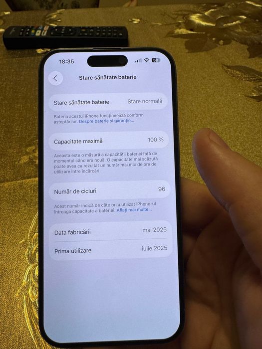 Vand Iphone 15 pro ca nou