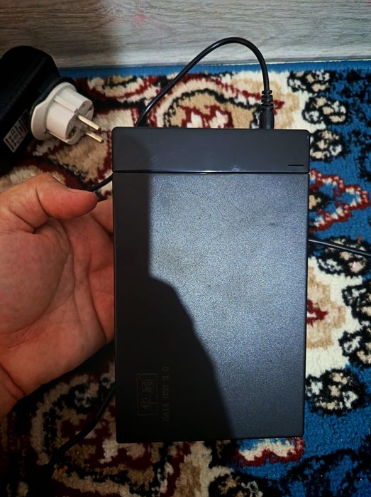 1 TB sotiladi Yangi