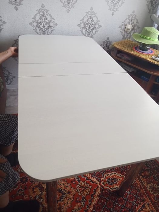 Продам стол тумбу
