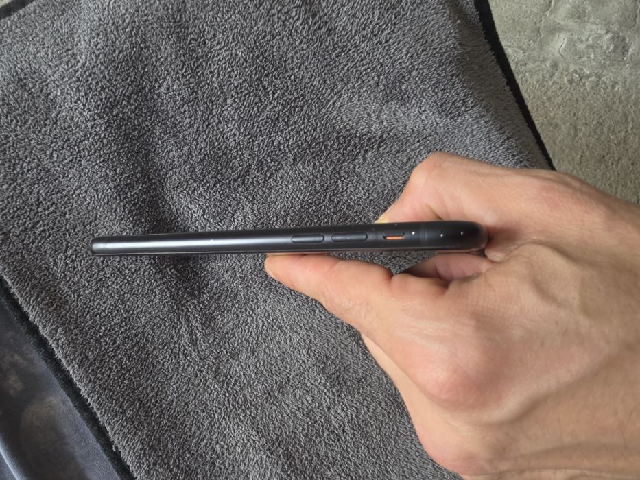 Iphone XR 64 black