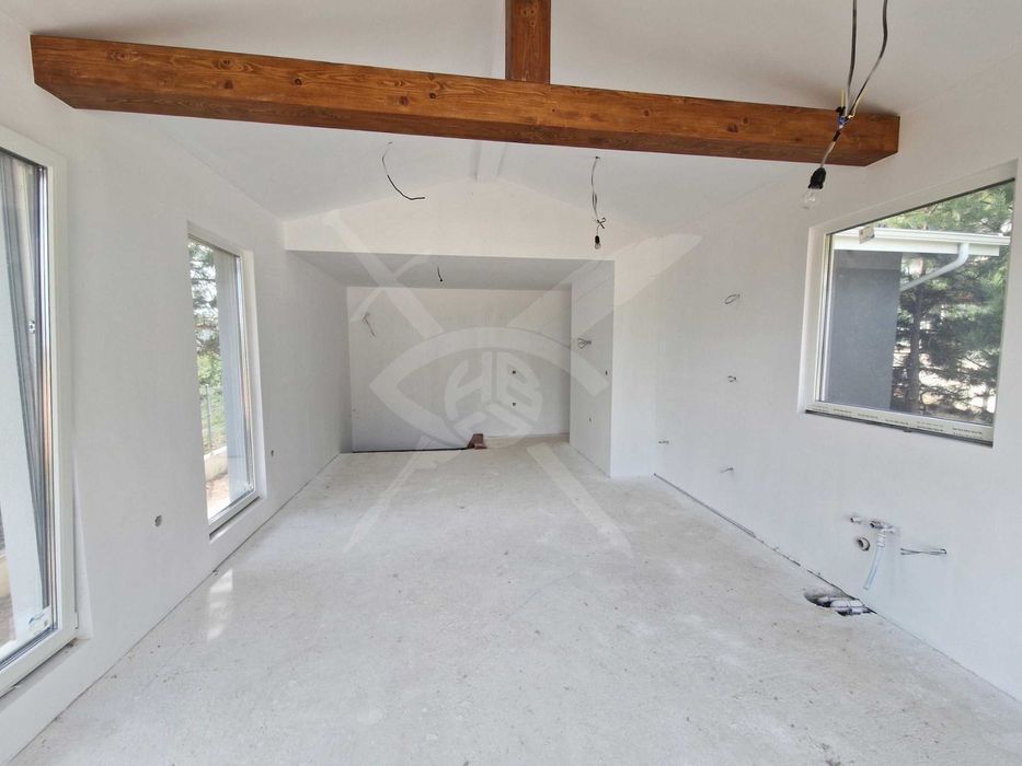 Продава се Къща в Варна, Виница - 99 кв.м за 1819 €/кв.м - Снимка #1