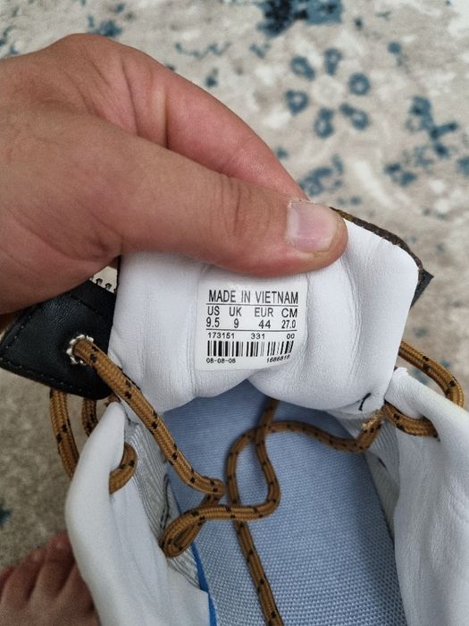 Louis Vuitton obuv sotiladi vietnam