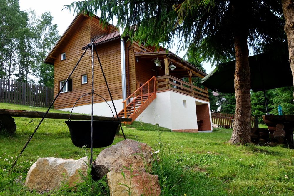 Cabană cu jacuzzi la Beliș