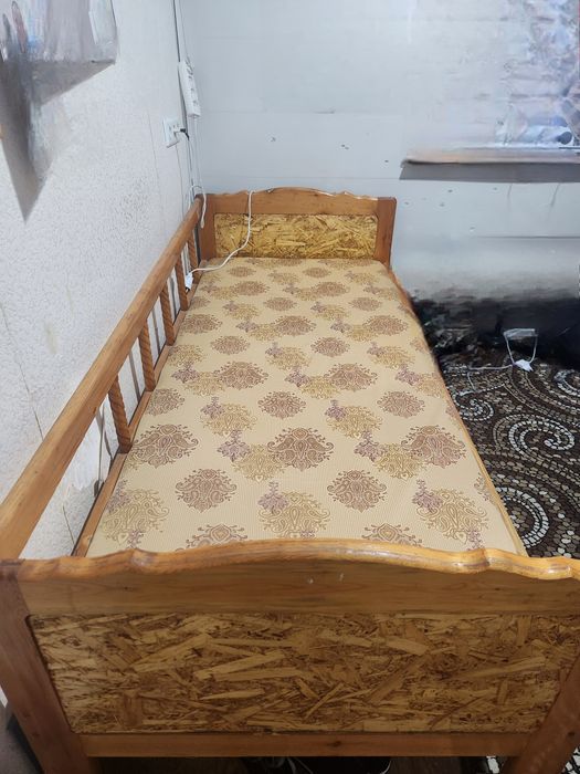 Кровать в отличном состоянии